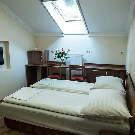 Bl.apartmanhaz Ii. *