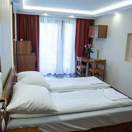 Bl.apartmanhaz Ii. Апартаменты Сегед